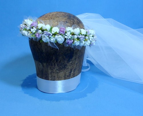 wianek Celinka 3 z welonem